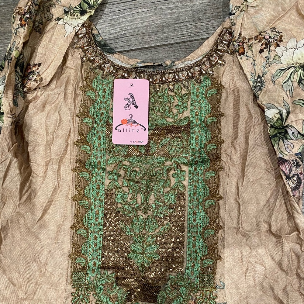 Pakistani dresses - Picture 8 of 8